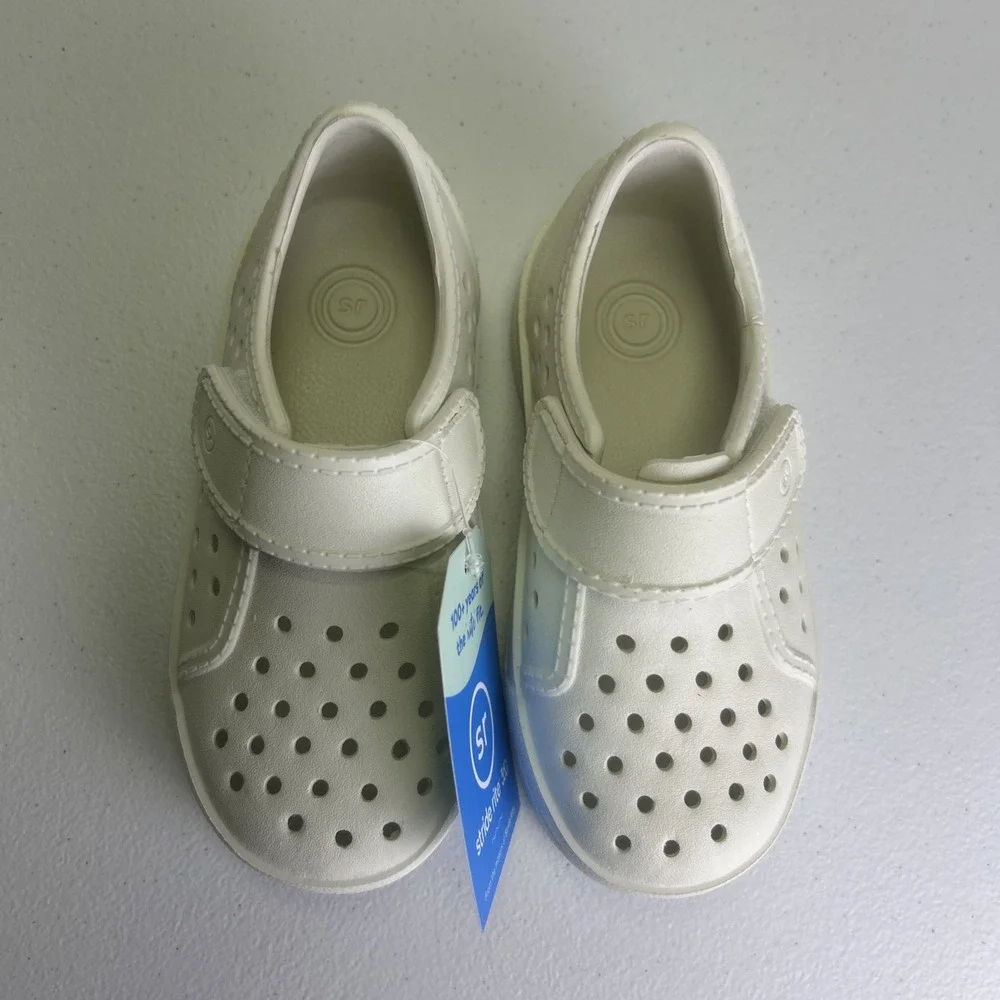 Stride Rite 360 Zain Toddler Water Shoes Sandal Size 8M Stone Off White NWB